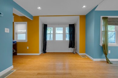 115 Lakehurst Ave, East Weymouth, MA 02189 - photo 4