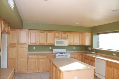 Kitchen 3