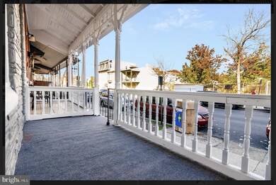 318 Walnut St, Reading, PA 19601 - photo 3