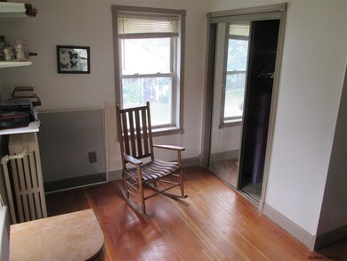 22 Genesee Ave, Rensselaer, NY 12144 - photo 7