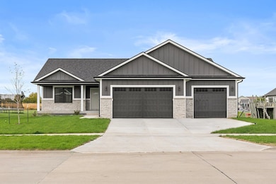 1003 Redbud Dr, Slater, IA 50244 - photo 2