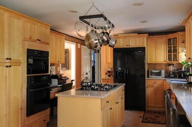 435 Walnut Plain Rd, Rochester, MA 02770 - photo 6