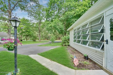 10 Connie Ln Jackson Township-large-014-