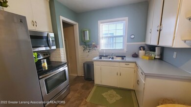 1412 Lenore Ave, Lansing, MI 48910 - photo 7