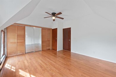 128 Bentley Ave unit 3, Jersey City, NJ 07304 - photo 3