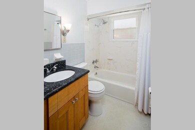 846mcclain_hall_bath-copy