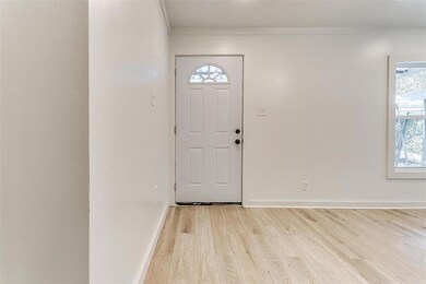 434 Bales St, Cleburne, TX 76033 - photo 6