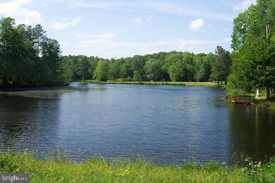 26555 Slash Pine Cir, Ruther Glen, VA 22546 - photo 2