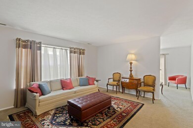 946 Larkspur Place S, Mount Laurel, NJ 08054 - photo 6