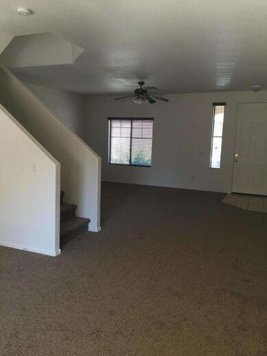 TINAS GREAT ROOM 2