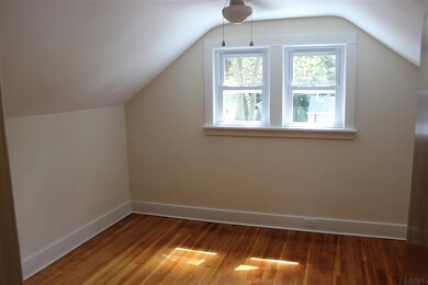 43 Pershing Dr, Schenectady, NY 12302 - photo 6