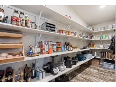 308 Davaly Ave NE, Boardman, OR 97818 - photo 7