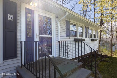 21 Oxford Cir, Troy, NY 12180 - photo 3