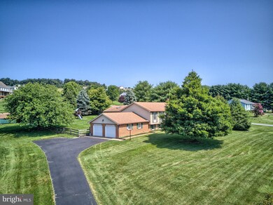 2302 Bachman Valley Rd, Manchester, MD 21102 - photo 3