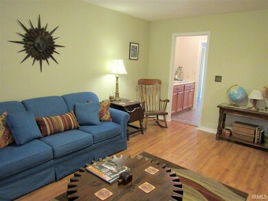 805 W Rosewood Dr, Bloomington, IN 47404 - photo 3