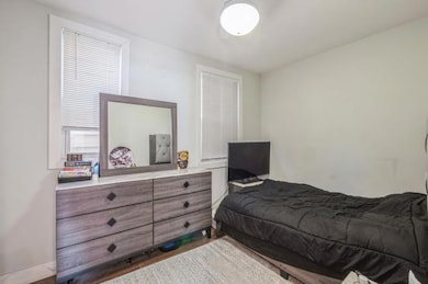 1305 W Barry Ave unit 1R, Chicago, IL 60657 - photo 6