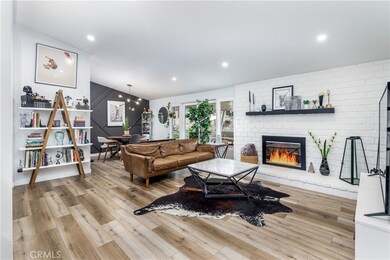 20756 Clarendon St, Woodland Hills, CA 91367 - photo 5