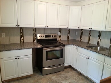 30 Maple St, Spencer, MA 01562 - photo 6