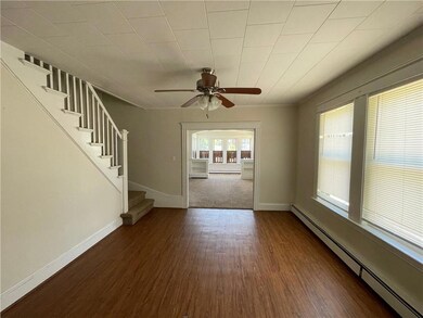 732 Cumberland Hill Rd, Woonsocket, RI 02895 - photo 4