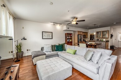 1602 Elgin St unit 8, Houston, TX 77004 - photo 5