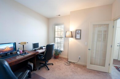 Office/Dent With French Doors