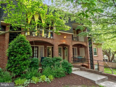 8110D Colony Point Rd unit 217, West Springfield, VA 22152 - photo 2