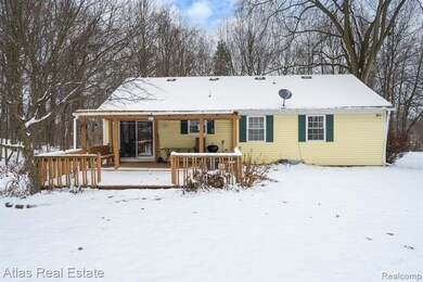 11396 Hill Rd, Goodrich, MI 48438 - photo 4