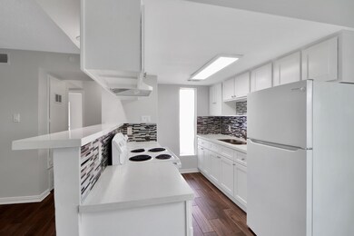 7047 Bissonnet St unit 117, Houston, TX 77074 - photo 6