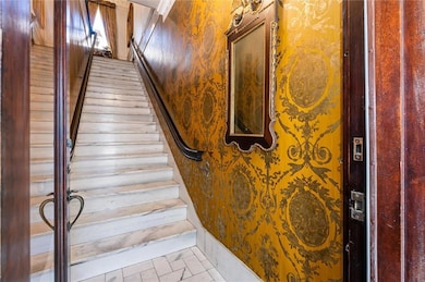 Foyer entrance