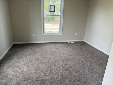 2221 Charleston Ave, Mattoon, IL 61938 - photo 6