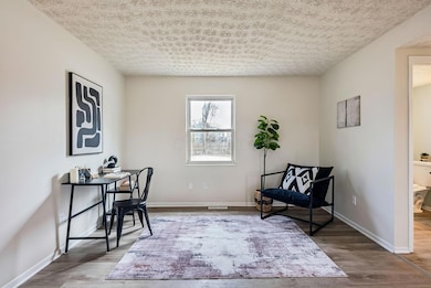 4-web-or-mls-3302-sundale-rd