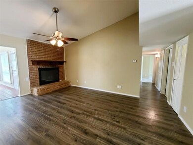 4130 Santa Barbara Dr, Dallas, TX 75214 - photo 3