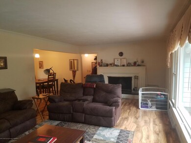 6 Living Room