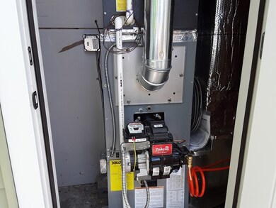 73 Ruth Rd, Brockton, MA 02302 - photo 4