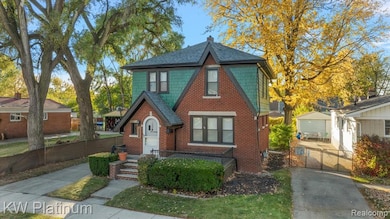 21067 Albany Ave, Warren, MI 48091 - photo 4