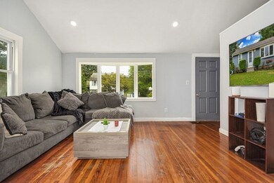 19 Nadeau Dr, Wrentham, MA 02093 - photo 5