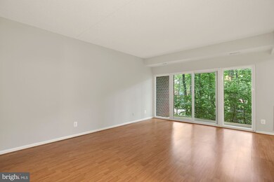 11823 Breton Ct unit 1A, Reston, VA 20191 - photo 4
