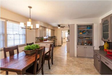 Kitchen & Eating Space