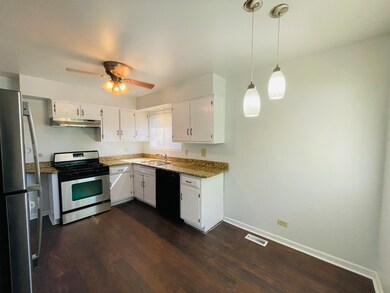 4318 Mayfair Ct, Country Club Hills, IL 60478 - photo 5