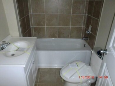 1610 N Market Ave, Shawnee, OK 74804 - photo 5