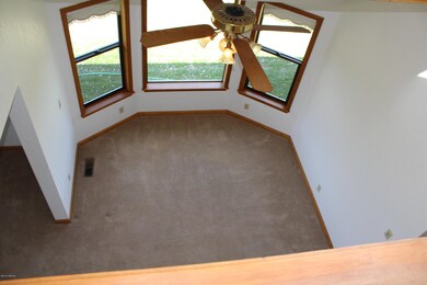 20-DiningRoomFromUpstairs