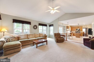 42870 Autumn Harvest Ct, Broadlands, VA 20148 - photo 4