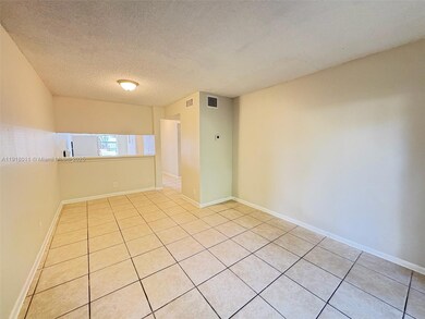 4022 Lakeside Dr unit 4022, Tamarac, FL 33319 - photo 7