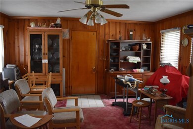 516 Riverside Dr, Woodville, OH 43469 - photo 5