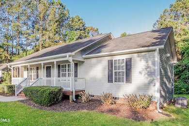 017-photo-front-view-12747964