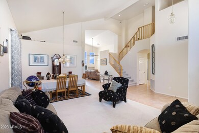 541 S Oak St-8