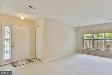 18205 Rolling Meadow Way unit 221, Olney, MD 20832 - photo 3