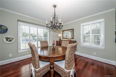 Light filled dining room