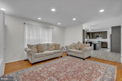 10285 Stansfield Rd, Laurel, MD 20723 - photo 7