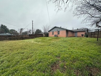 912 Wilemon Dr, Bedford, TX 76022 - photo 5